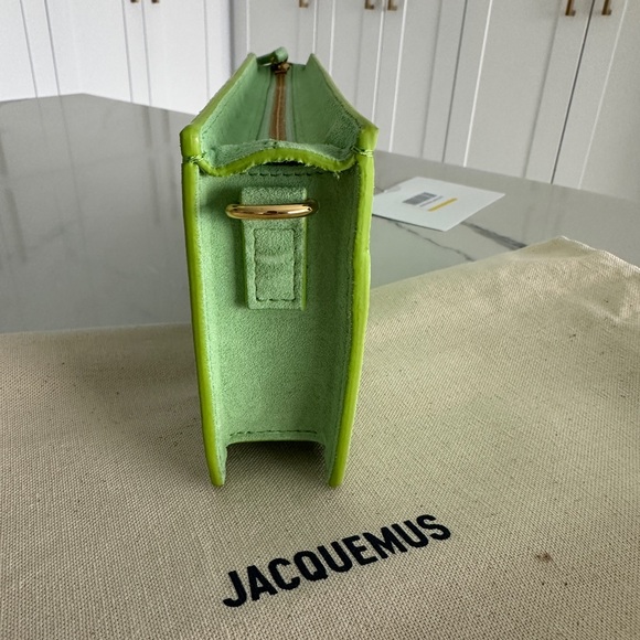 Jacquemus Le Ciuciu Suede Shoulder Bag - Picture 9 of 12